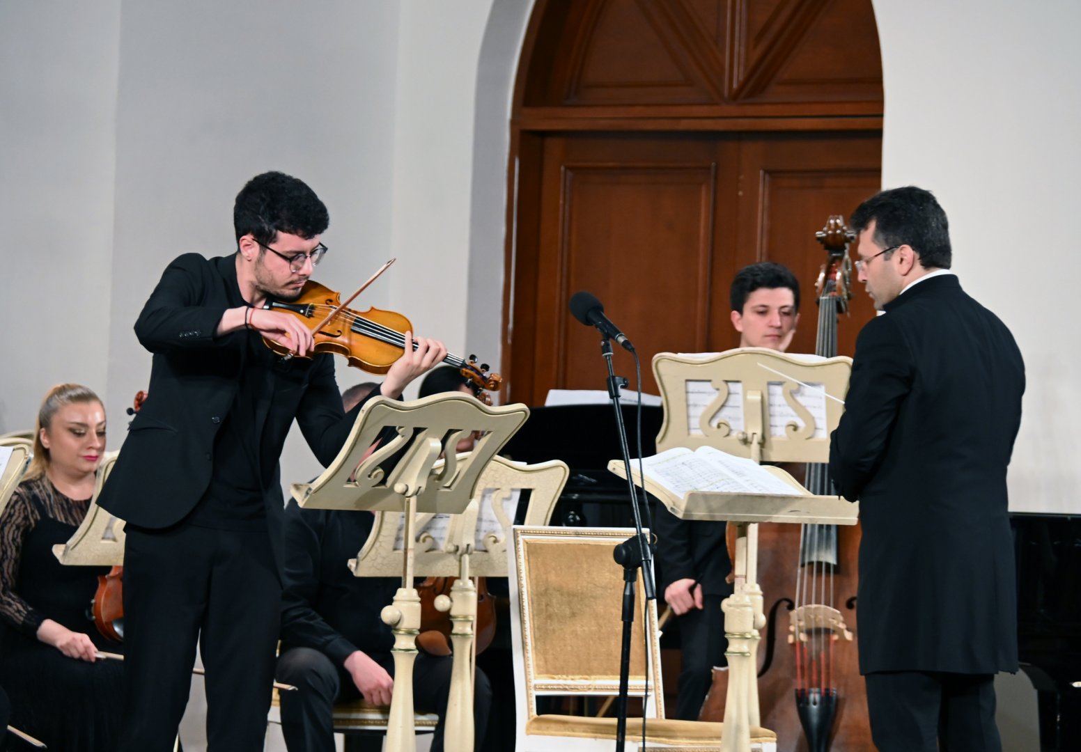 Малая Морская улица в Баку - путешествие сквозь музыку и эмоции (ФОТО)