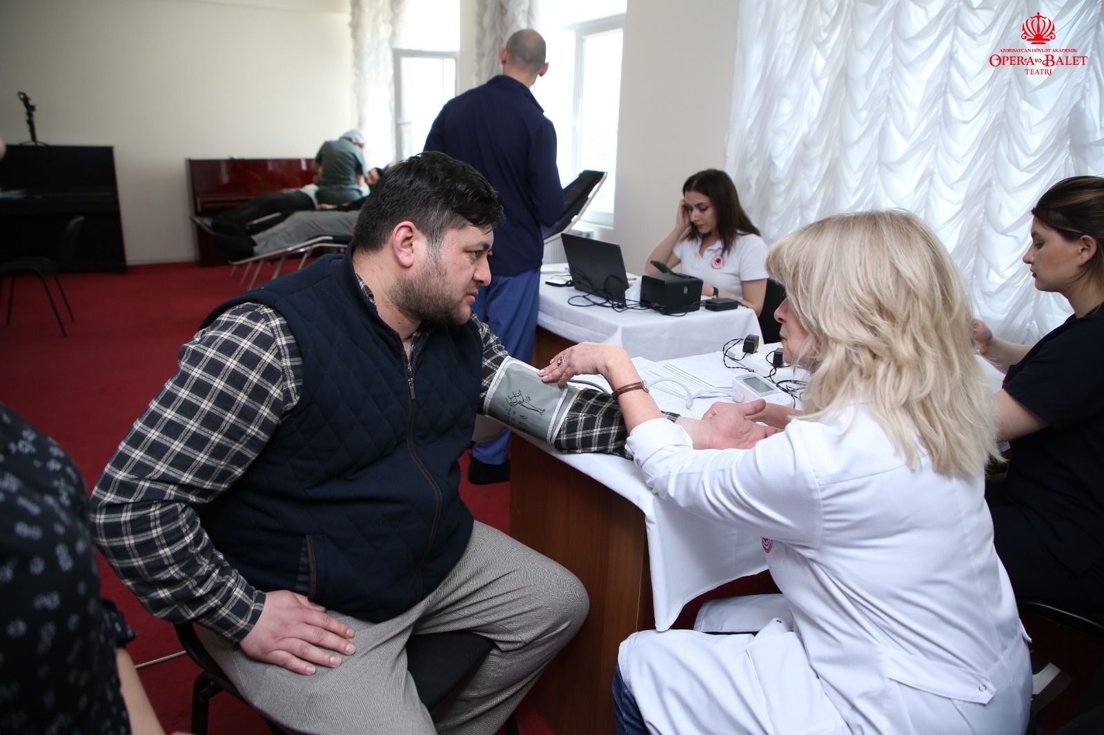 Азербайджанские актеры провели акцию во имя спасения жизней (ВИДЕО, ФОТО)