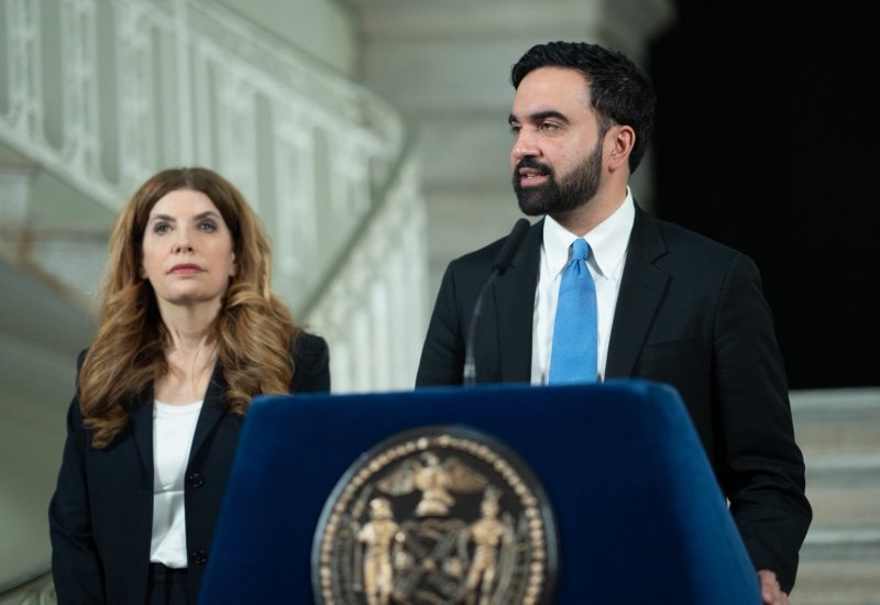 Азербайджанцы со всего мира начали петицию против публикации мэра Нью-Йорка