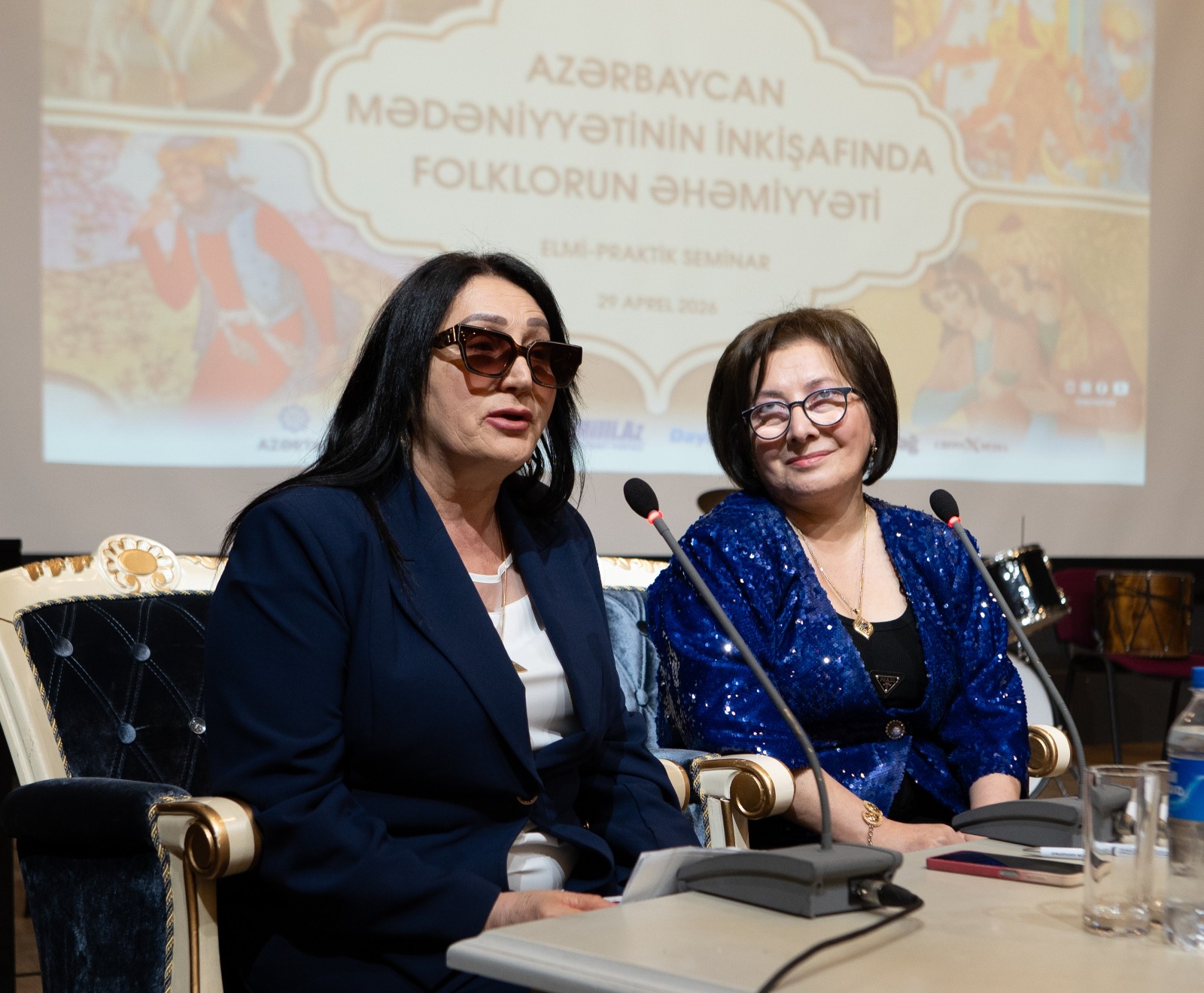 Гянджа стала площадкой для обсуждения сохранения фольклорного наследия (ФОТО)