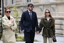 Президент Ильхам Алиев и Первая леди Мехрибан Алиева приняли участие в открытии после реконструкции улицы Ислама Сафарли в Баку (ФОТО)