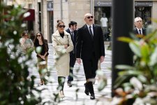 Президент Ильхам Алиев и Первая леди Мехрибан Алиева приняли участие в открытии после реконструкции улицы Ислама Сафарли в Баку (ФОТО)