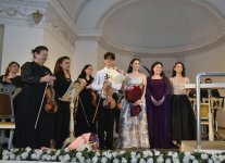 Яркий пример романтической страсти и художественного мышления азербайджанской молодежи (ФОТО)
