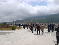 Представители дипкорпуса прибыли к мемориалу Ходжалинского геноцида (ФОТО)