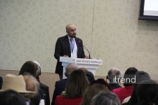 Международный форум ковра в Баку - первая сессия "Дизайн, коллекции и развитие продукта" (ФОТО)