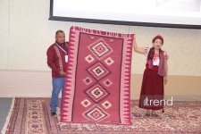 Международный форум ковра в Баку - первая сессия "Дизайн, коллекции и развитие продукта" (ФОТО)
