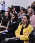 Международный форум ковра в Баку - первая сессия "Дизайн, коллекции и развитие продукта" (ФОТО)