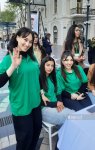 Право быть счастливым - в центре Баку прошел день добра и единства (ФОТО)