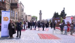 Грандиозный Международный фестиваль ковра в Баку – свадьба, креатив, традиции народов (РЕПОРТАЖ, ФОТО)