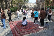 Грандиозный Международный фестиваль ковра в Баку – свадьба, креатив, традиции народов (РЕПОРТАЖ, ФОТО)