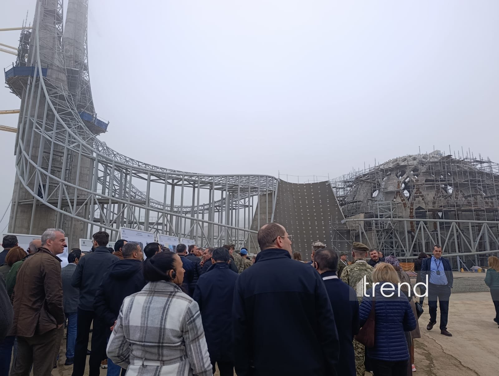 Представители дипкорпуса ознакомились с ходом строительства Новой Шушинской мечети (ФОТО)