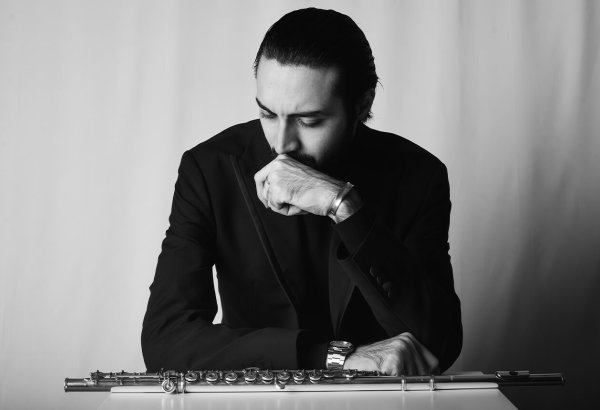 Азербайджанский музыкант Агарагим Гулиев стал артистом Altus Flutes