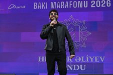 На старте и финише "Бакинского марафона 2026" был организован концерт (ФОТО)