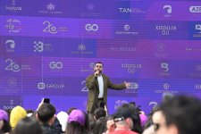 На старте и финише "Бакинского марафона 2026" был организован концерт (ФОТО)