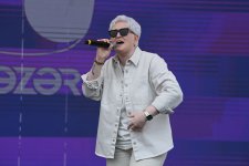На старте и финише "Бакинского марафона 2026" был организован концерт (ФОТО)