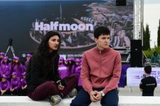 На старте и финише "Бакинского марафона 2026" был организован концерт (ФОТО)