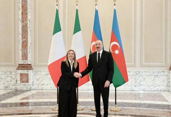 Состоялась встреча Президента Ильхама Алиева с Председателем Совета министров Италии Джорджей Мелони в формате «один на один» (ФОТО/ВИДЕО)