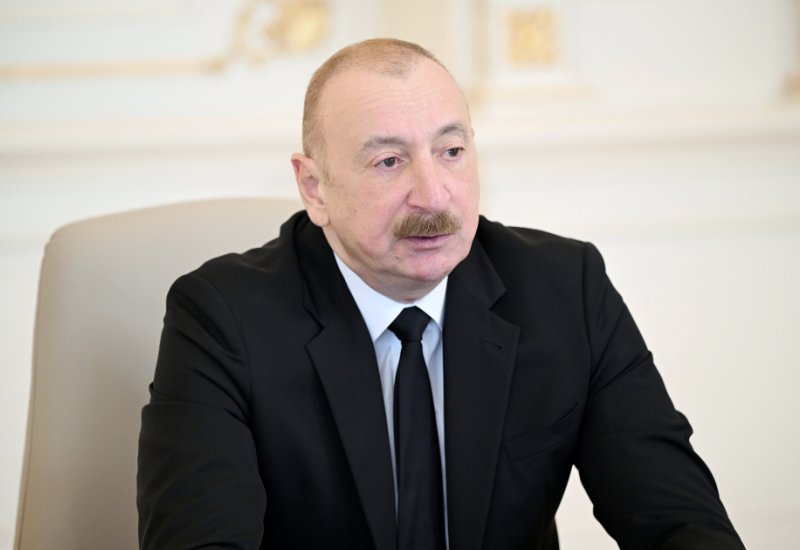 Президент Ильхам Алиев: Через территорию Азербайджана в Армению доставлено 28 тыс. тонн грузов