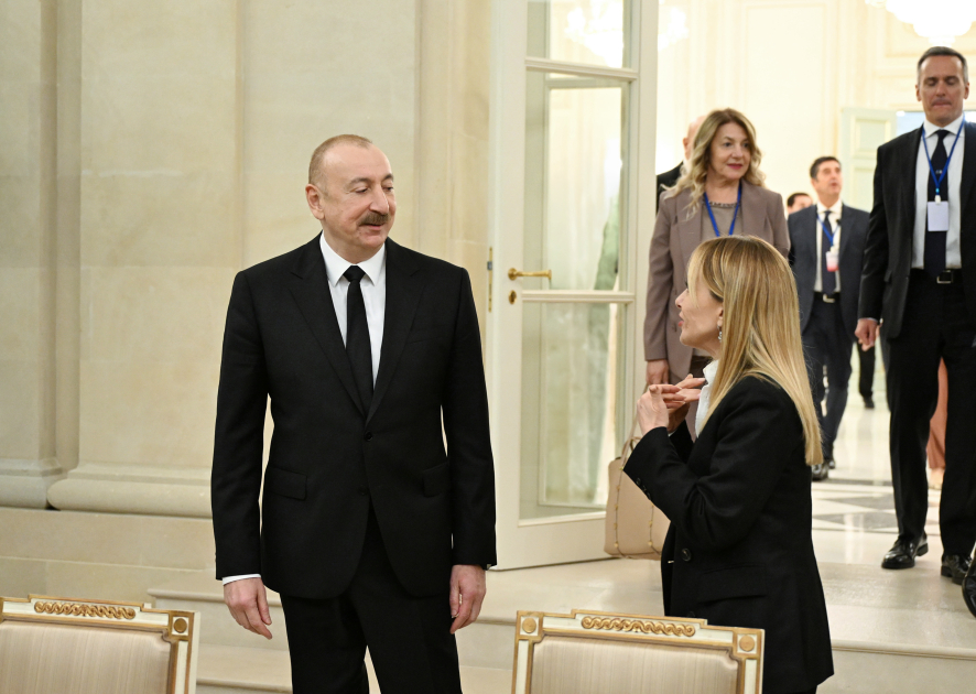 От имени Президента Ильхама Алиева дан рабочий ужин в честь Председателя Совета министров Италии (ФОТО)