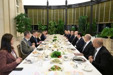 От имени Президента Ильхама Алиева дан рабочий ужин в честь Председателя Совета министров Италии (ФОТО)