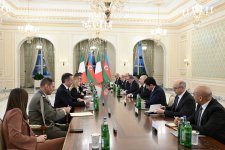 Состоялась встреча Президента Ильхама Алиева с Председателем Совета министров Италии Джорджей Мелони в расширенном составе (ФОТО)