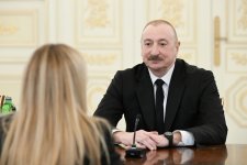 Состоялась встреча Президента Ильхама Алиева с Председателем Совета министров Италии Джорджей Мелони в расширенном составе (ФОТО)