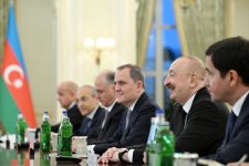 Состоялась встреча Президента Ильхама Алиева с Председателем Совета министров Италии Джорджей Мелони в расширенном составе (ФОТО)