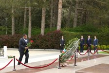 Генеральный секретарь Межпарламентского союза посетил Аллею почетного захоронения и Парк Победы в Баку (ФОТО)