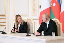 Президент Ильхам Алиев и Председатель Совета министров Италии выступили с заявлениями для прессы (ФОТО/ВИДЕО)