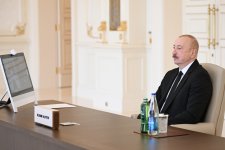 Президент Ильхам Алиев выступил в формате видеосвязи на 8-м Саммите Европейского политического сообщества (ФОТО/ВИДЕО)