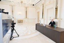 Президент Ильхам Алиев выступил в формате видеосвязи на 8-м Саммите Европейского политического сообщества (ФОТО/ВИДЕО)