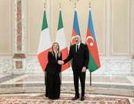 Состоялась встреча Президента Ильхама Алиева с Председателем Совета министров Италии Джорджей Мелони в формате «один на один» (ФОТО)