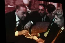 В Центре Гейдара Алиева продемонстрирован фильм «По следам одного визита», посвященный общенациональному лидеру (ФОТО)
