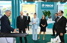 Президент Ильхам Алиев и Первая леди Мехрибан Алиева ознакомились с 19-й выставкой Caspian Agro Week и 31-й выставкой InterFood Azerbaijan (ФОТО)
