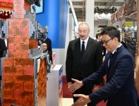 Президент Ильхам Алиев и Первая леди Мехрибан Алиева ознакомились с 19-й выставкой Caspian Agro Week и 31-й выставкой InterFood Azerbaijan (ФОТО)