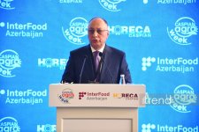 В Баку проходит 19-я Азербайджанская международная выставка и форум "Сельское хозяйство" (ФОТО)