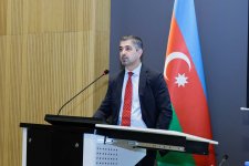 В UNEC состоялся ознакомительный тур Группы Исламского банка развития для молодежи (ФОТО)