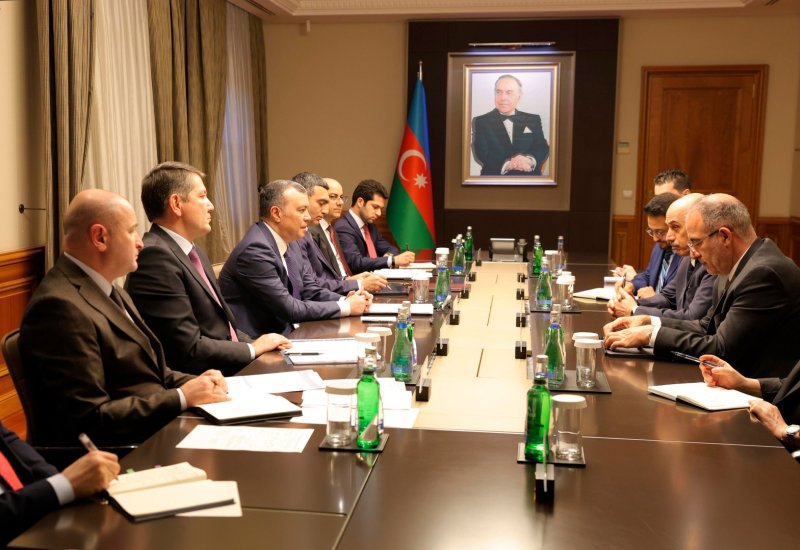 Обсуждено расширение сотрудничества между Азербайджаном и ИБР (ФОТО)
