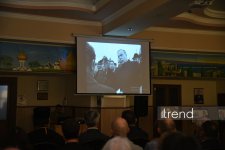 В Центре русской культуры в Баку состоялся показ фильма "Сердце лидера", посвященного памяти Гейдара Алиева (ФОТО)
