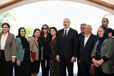 Президент Ильхам Алиев и Первая леди Мехрибан Алиева встретились с жителями, переехавшими в село Шукюрбейли Джебраильского района (ФОТО)