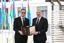 Президент Ильхам Алиев встретился с семьями, переселившимися в первый жилой комплекс в городе Зангилан (ФОТО)