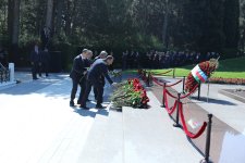Руководство и коллектив Министерства здравоохранения Азербайджана почтили светлую память общенационального лидера Гейдара Алиева (ФОТО)