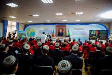 В Туркменистане отмечена 103-й годовщина со дня рождения общенационального лидера азербайджанского народа Гейдара Алиева (ФОТО)