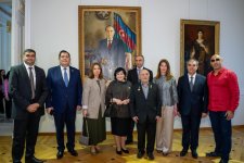 В Национальном музее искусств Азербайджана состоялось открытие мемориального зала, посвященного памяти великого лидера Гейдара Алиева и выдающегося ученого-офтальмолога, академика Зарифы Алиевой (ФОТО)