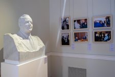 В Национальном музее искусств Азербайджана состоялось открытие мемориального зала, посвященного памяти великого лидера Гейдара Алиева и выдающегося ученого-офтальмолога, академика Зарифы Алиевой (ФОТО)