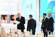 Президент Ильхам Алиев ознакомился с работами, проводимыми на территории Бакинского Олимпийского стадиона в связи с WUF13 (ФОТО/ВИДЕО)