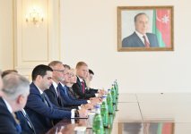 Президент Ильхам Алиев принял делегацию во главе с председателем Национального совета Словакии (ФОТО)