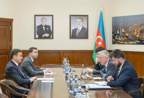 AZAL и Великобритания обсудили развитие авиационного сотрудничества