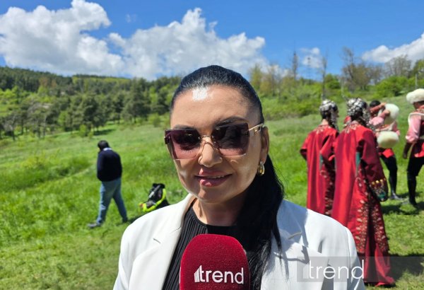 Фестиваль «Харыбюльбюль» объединяет наши народы — участница из Узбекистана