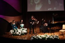 Творческий путь длиною в 45 лет: юбилейный вечер в Баку (ФОТО)